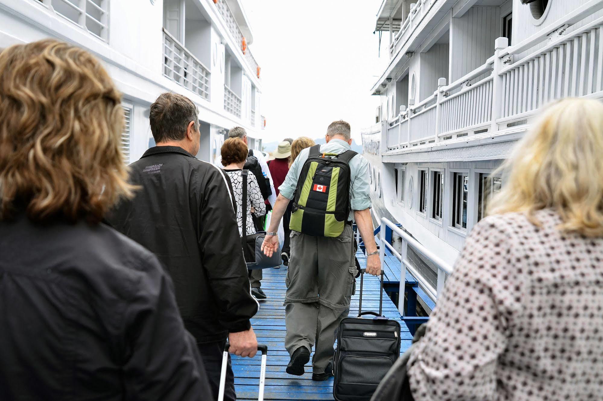 Paradise Elegance Cruise Halong Ha Long Esterno foto